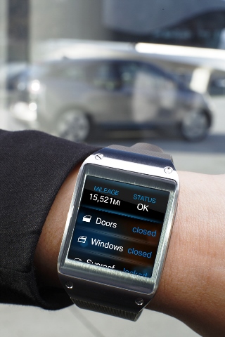 Galaxy Gear and BMW i3 (2)