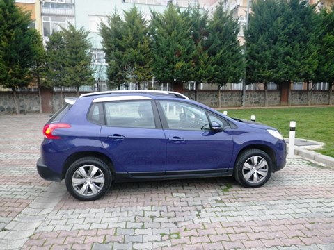 Peugeot 2008 test5