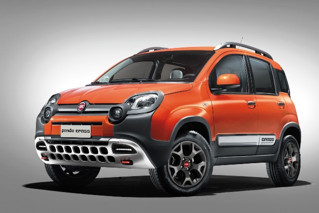FIAT PANDA CROSS FREEMONT CROSS3