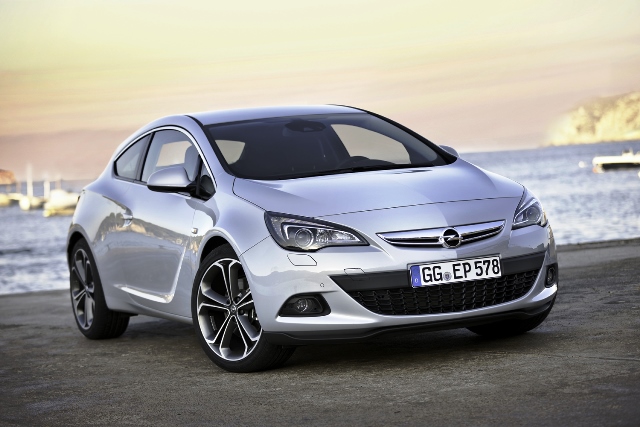 Opel Astra GTC 2