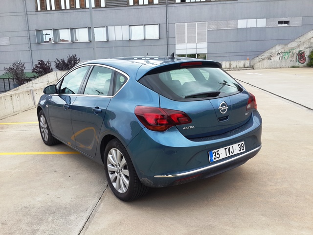 Opel Astra Test3