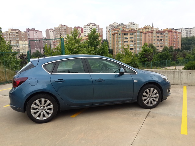 Opel Astra Test4