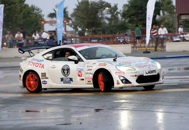 Toyota GT86 Guinness Drift3
