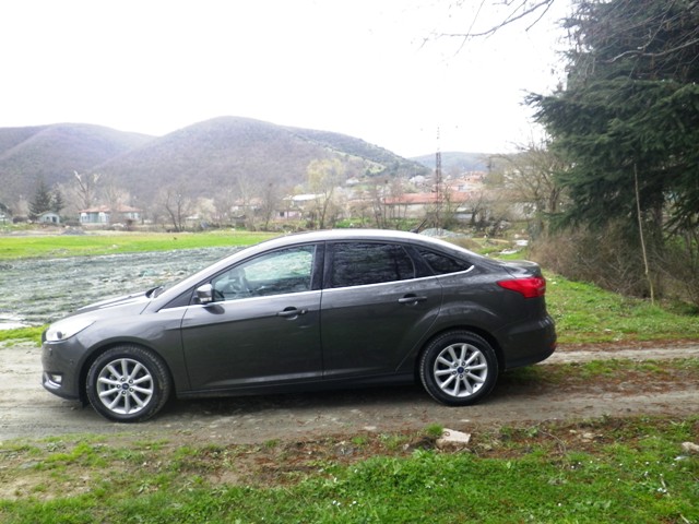 Ford Focus test3
