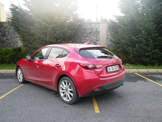 Mazda 3 test4