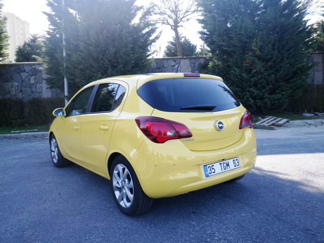 Opel Corsa Test1