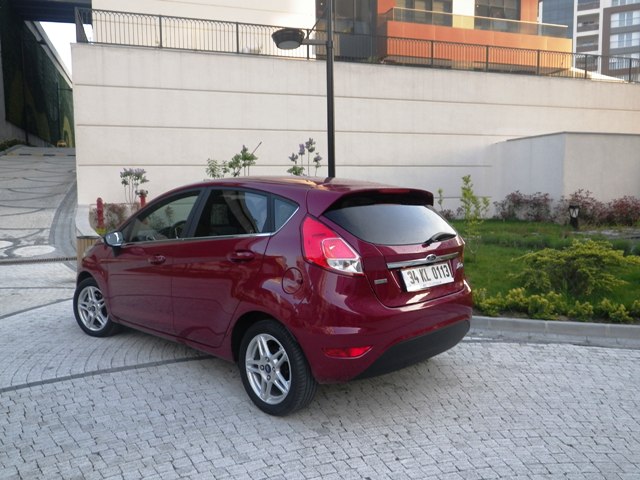 Ford Fiesta test1