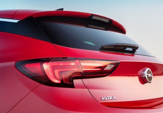 OPEL ASTRA4