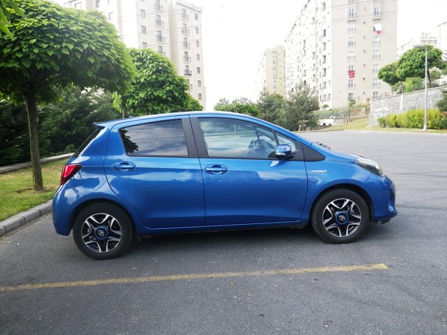 Toyota Yaris test2