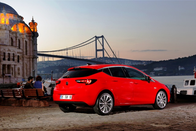 Opel Astra3