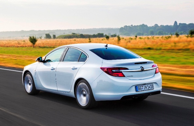1.6 DİZEL OTOMATİK Insignia’nın ön satışları başladı