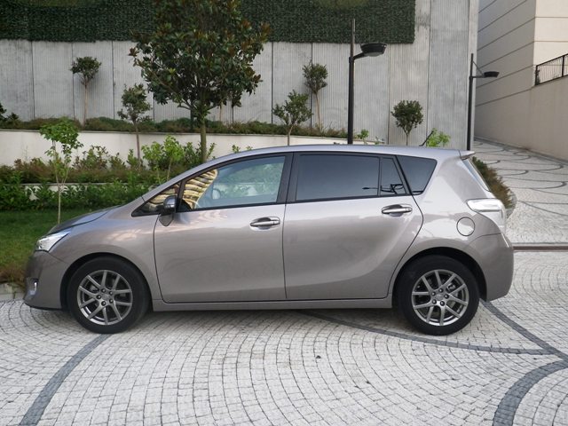 Toyota Verso Test2