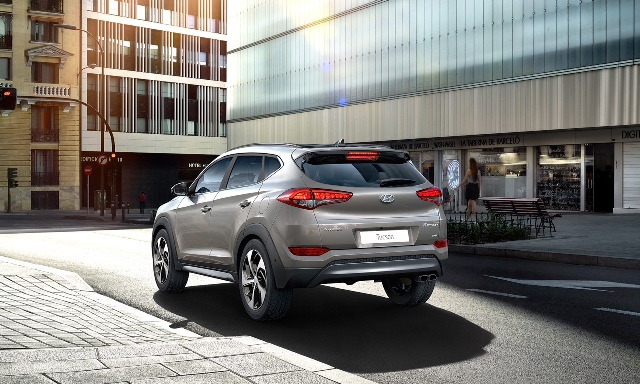 HYUNDAI TUCSON IIHS ÇARPIŞMA 2