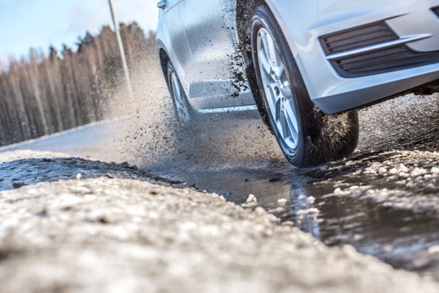 Nokian_Weatherproof_008