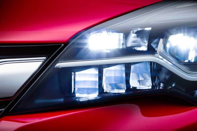 Opel Astra1