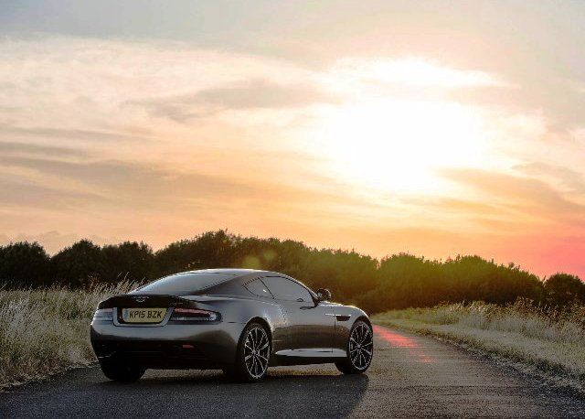 Aston_Martin_DB9_GT8