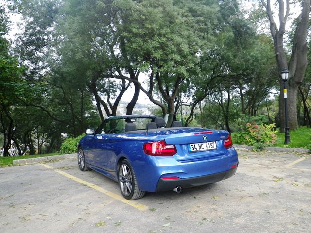 BMW 218i test9