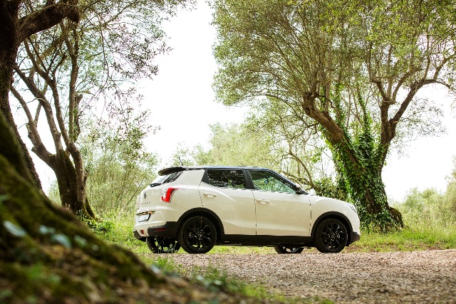 SsangYong_Tivoli_16