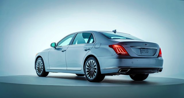 Genesis G90