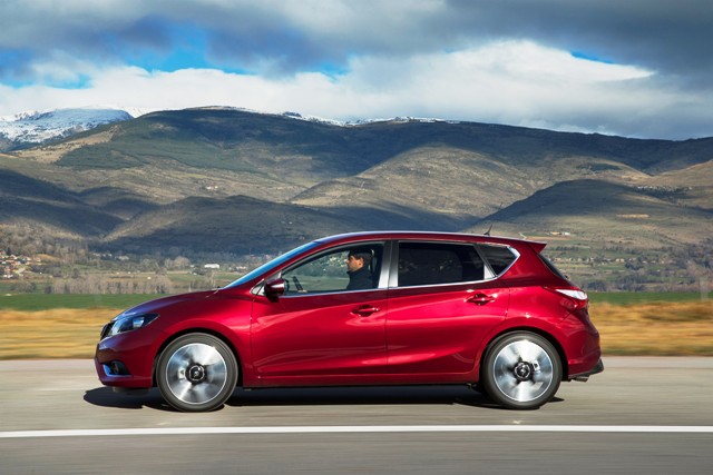 Nissan_Pulsar4