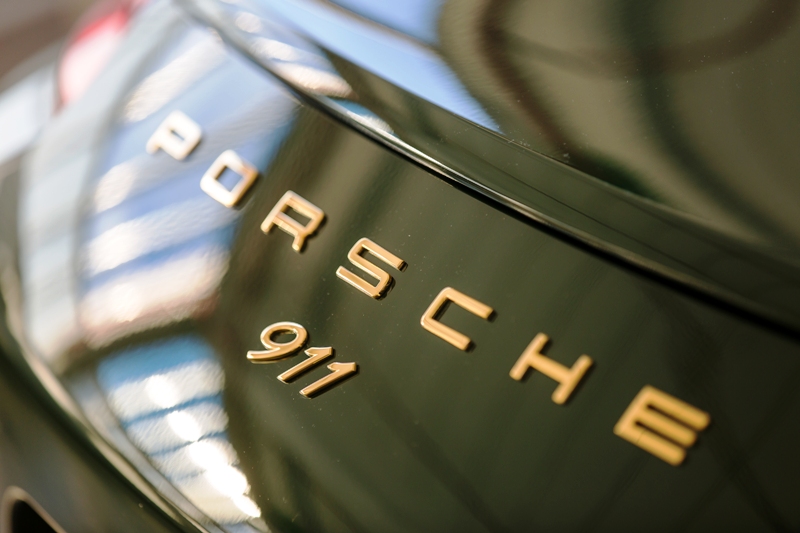 PORSCHE BİR MİLYONUNCU 911 ÜRETİMİNİ TAMAMLADI