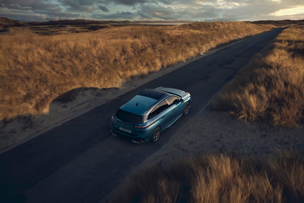 PEUGEOT’NUN 70 YILLIK STATION WAGON GELENEĞİ YENİ 308 SW’YLE DEVAM EDİYOR