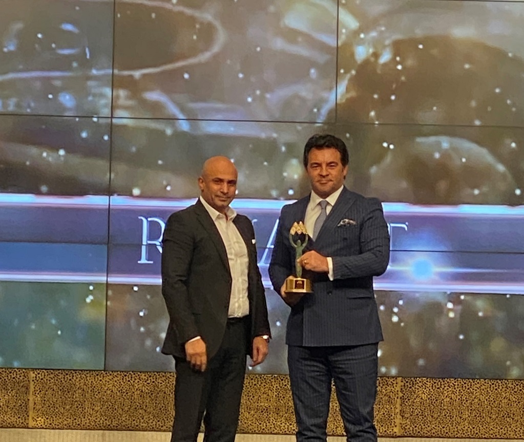 OTOMOTİVİN ALTIN MARKASI: RENAULT