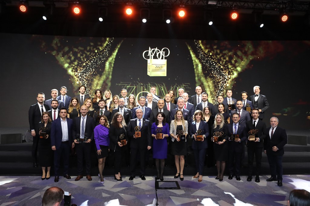  Yılın Jüri Özel Ödülü Mercedes-Benz’in