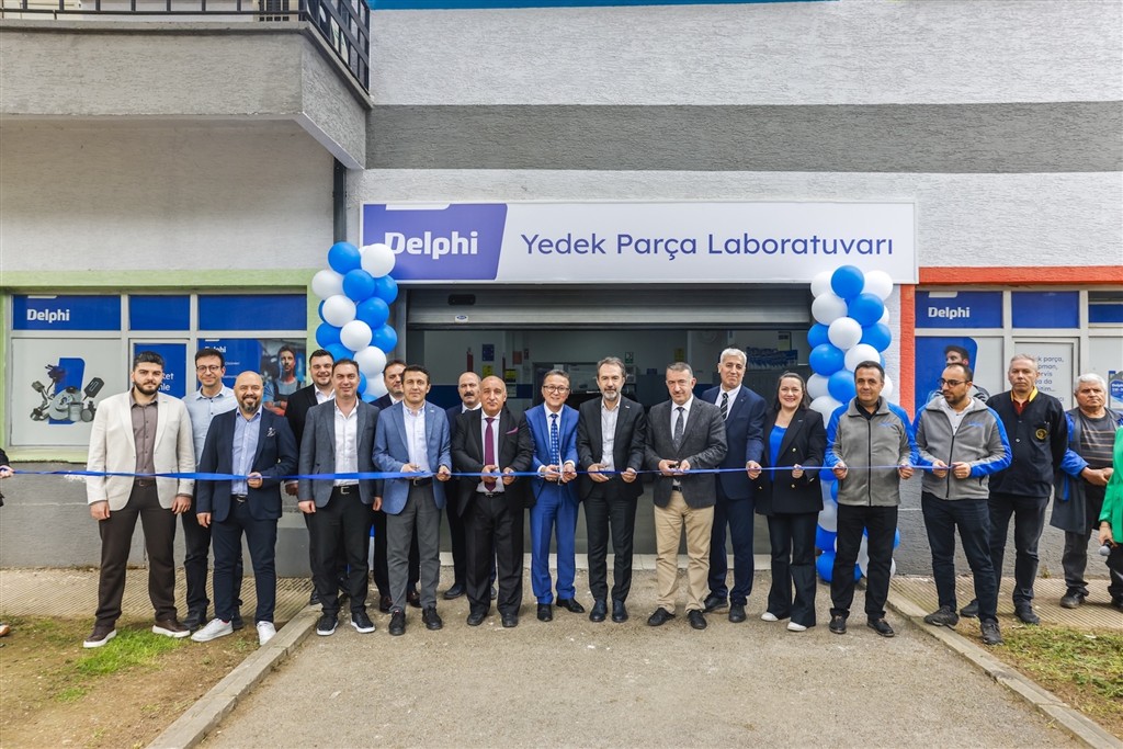 Delphi, Bursa’da Açtığı 8. Yedek Parça Laboratuvarı ile Gençleri Geleceğe Hazırlamayı Sürdürüyor