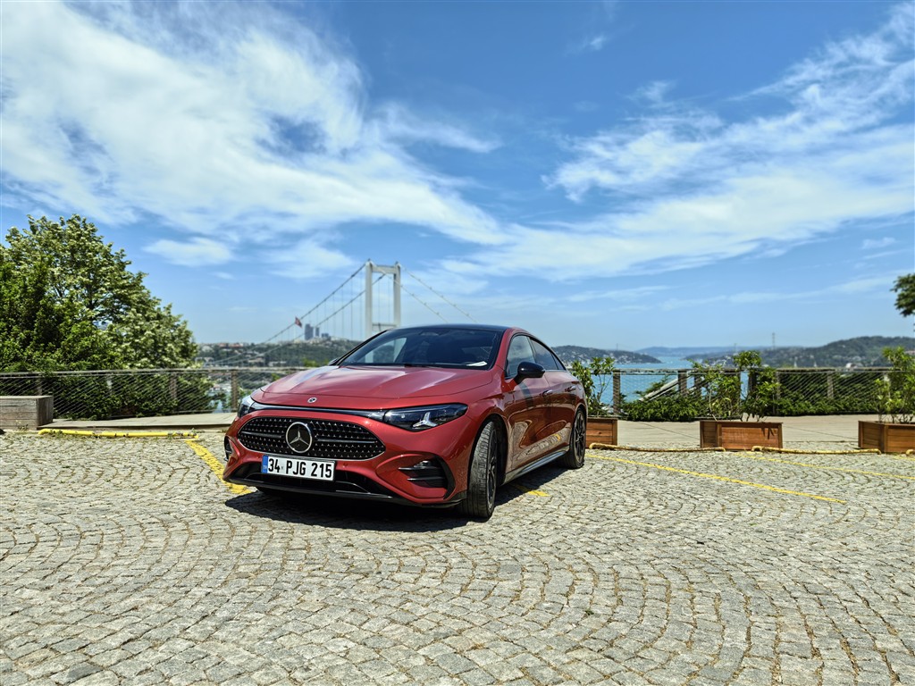 Mercedes-Benz CLA 220 4MATIC AMG : Yıldızın En Sportif Yorumlarından Biri