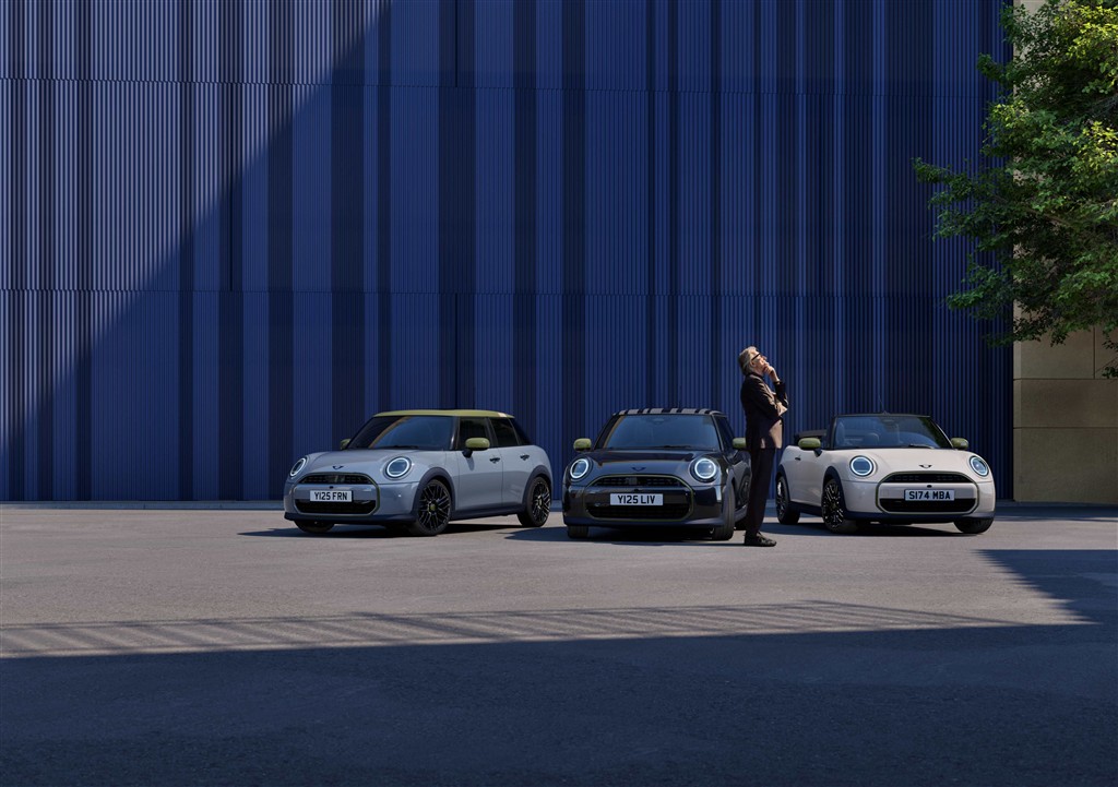 İki Büyük İngiliz İkonu Yeniden Buluştu: MINI Cooper Paul Smith Edition Ön Siparişe Açıldı