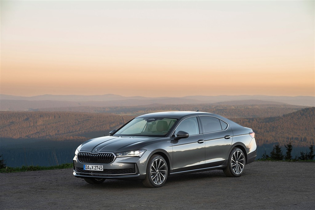 Škoda Superb 25 Yıldır Konfor ve Teknolojinin Simgesi